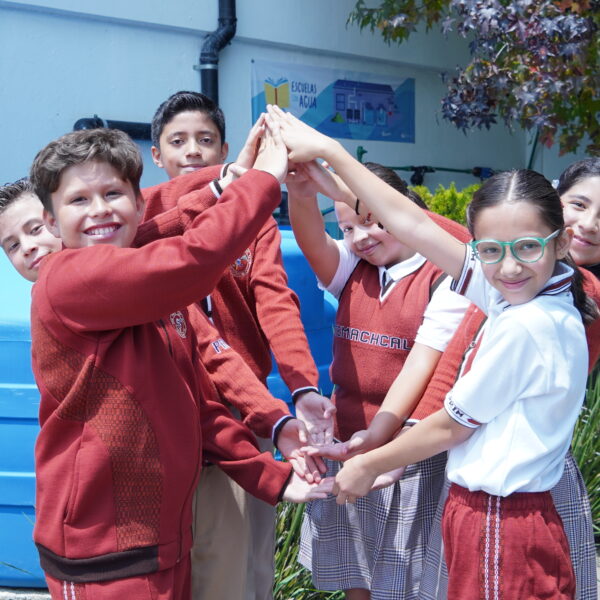 Escuelas con Agua: Sembrando Sostenibilidad en México
